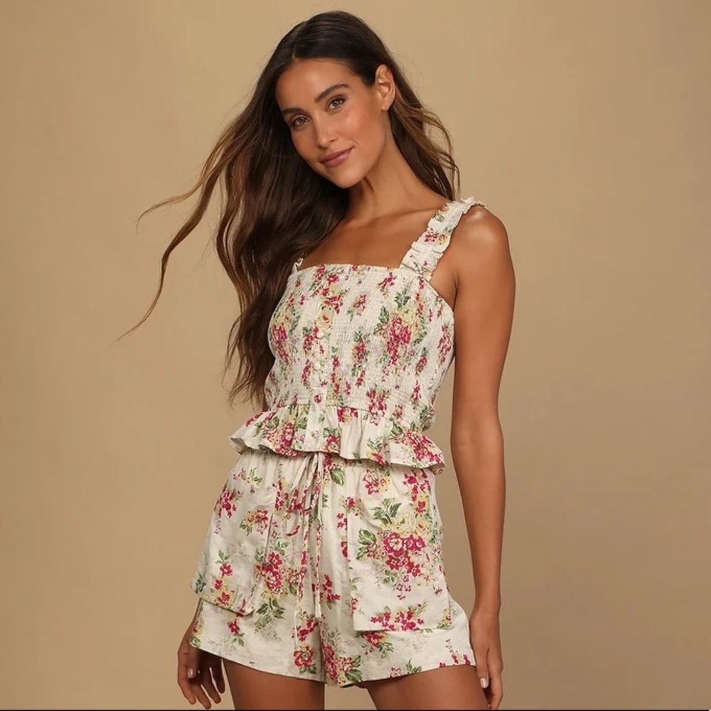 Blooming Views Beige Floral Print Ruffled Smocked Tank Top - Picture 4 of 5